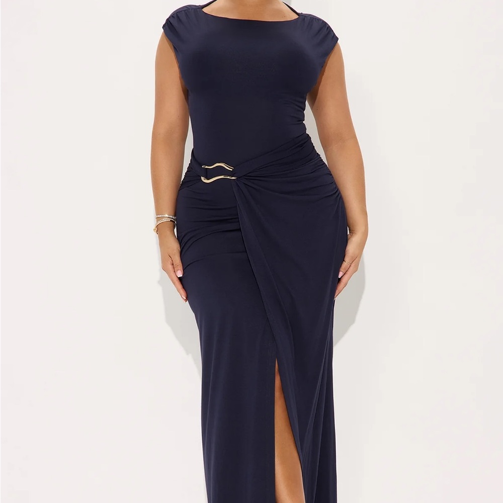 Elegant Navy Cap-Sleeve Maxi Dress with Side Drape NWT Fashion Nova